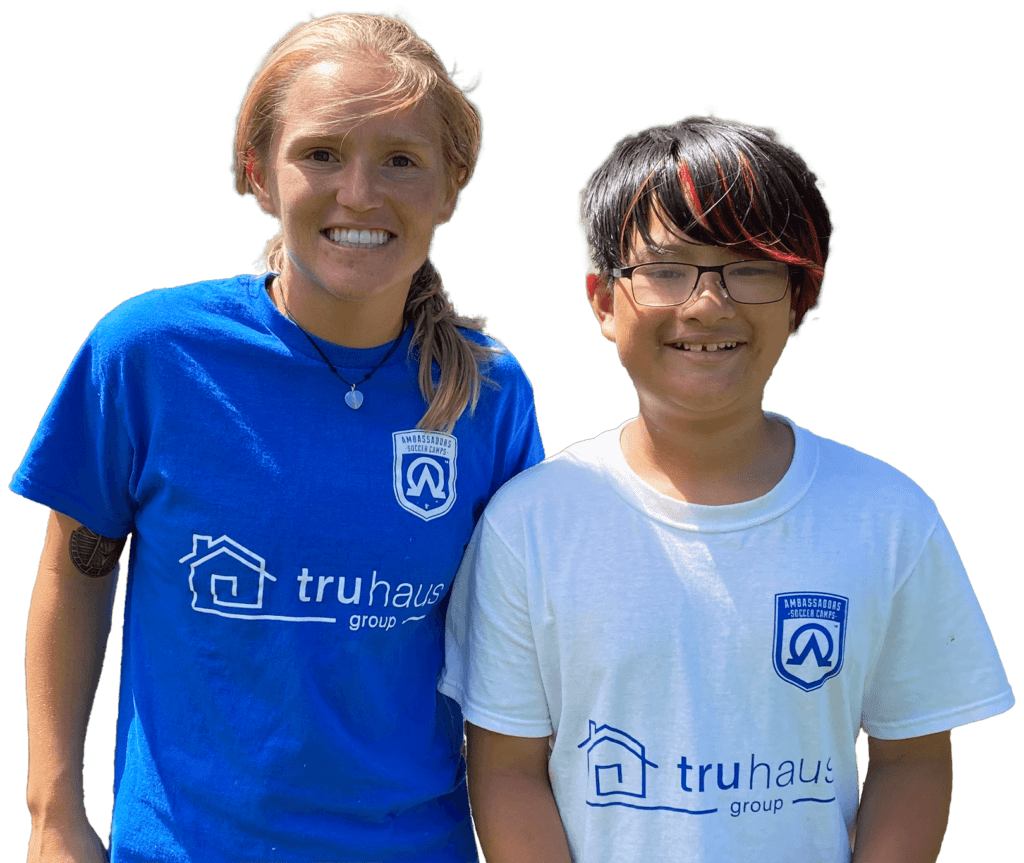 entra&icirc;neuse de camp et enfant