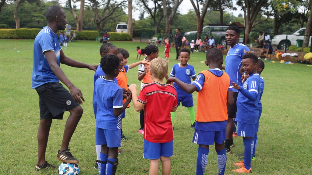 fc rosslyn team huddle